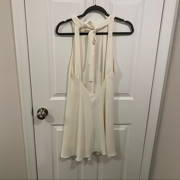 Zara White Mini Dress with Low Back - Picture 3 of 4